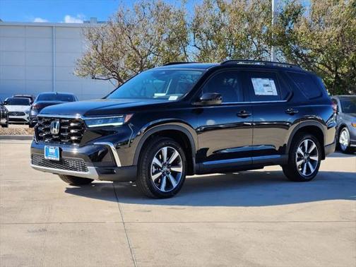 2025 Honda Pilot Touring 8-Passenger