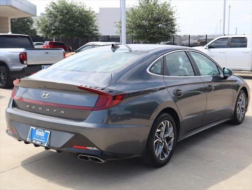 2022 Hyundai SONATA SEL