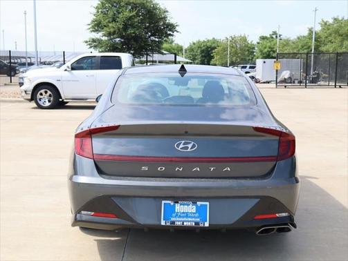 2022 Hyundai SONATA SEL