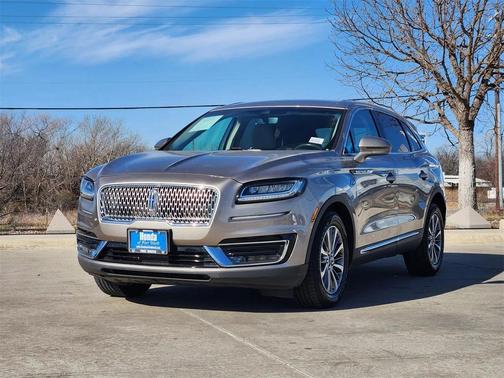 2019 Lincoln Nautilus Select