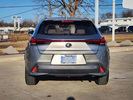 2021 Lexus UX 200 Base