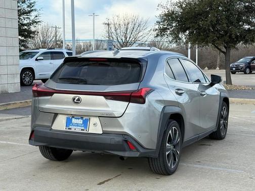 2021 Lexus UX 200 Base