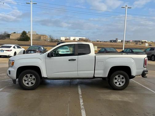 2018 GMC Canyon Base
