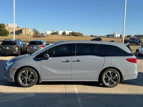 2023 Honda Odyssey Elite
