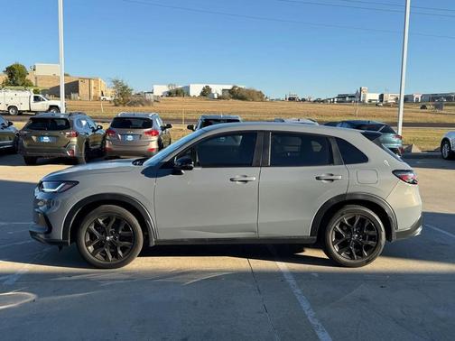 2023 Honda HR-V 2WD Sport