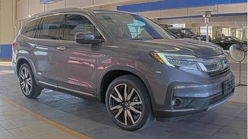 2022 Honda Pilot Touring 8-Passenger