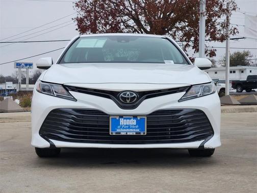 2020 Toyota Camry LE