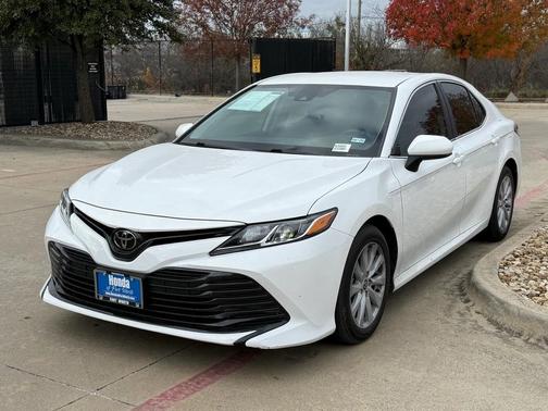 2020 Toyota Camry LE