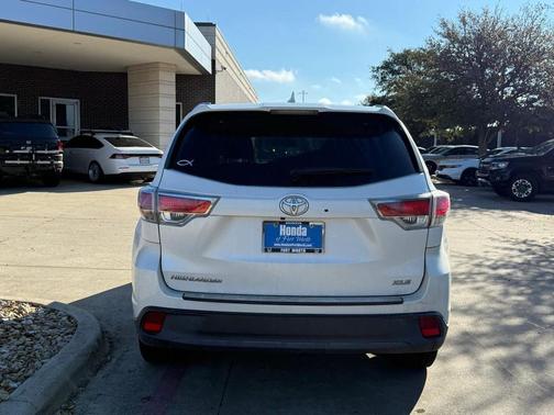 2016 Toyota Highlander XLE