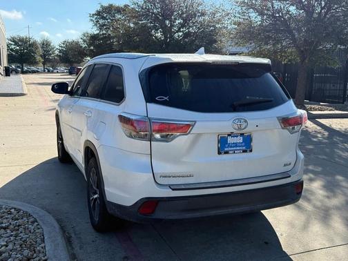 2016 Toyota Highlander XLE