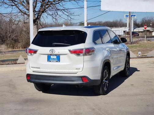 2016 Toyota Highlander XLE