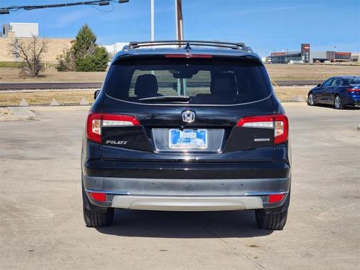 2020 Honda Pilot Touring 8-Passenger