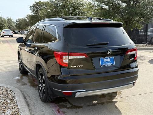 2020 Honda Pilot Touring 8-Passenger