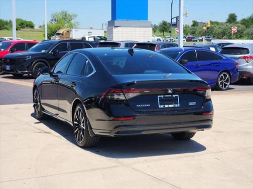 2025 Honda Accord Hybrid Touring