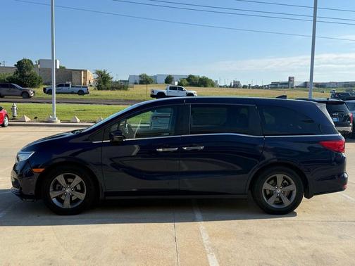 Obsidian Blue Pearl 2022 Honda Odyssey EX