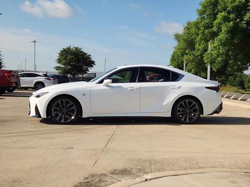 2022 Lexus IS 350 Base