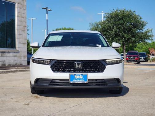 Platinum White Pearl 2023 Honda Accord LX 1.5T