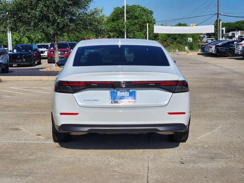 Platinum White Pearl 2023 Honda Accord LX 1.5T