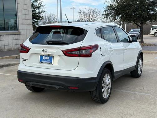 2021 Nissan Rogue Sport S