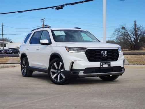 2025 Honda Pilot Touring 8-Passenger