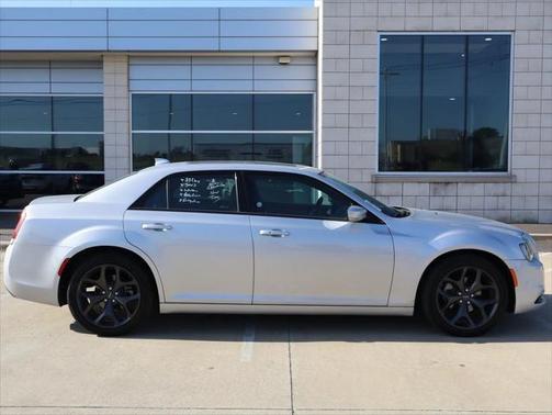 2023 Chrysler 300 S