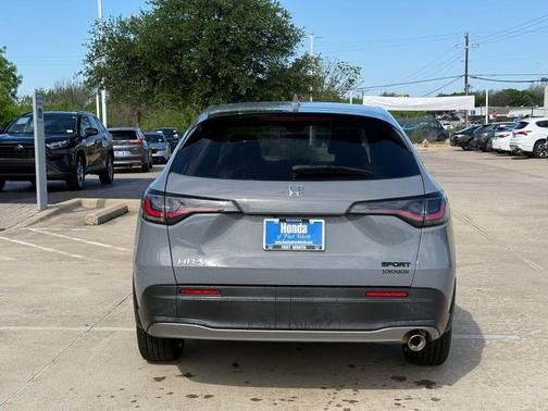 Urban Gray Pearl 2023 Honda HR-V 2WD Sport