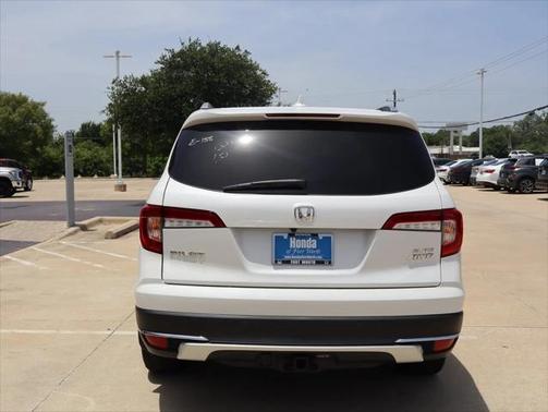 2022 Honda Pilot AWD Elite