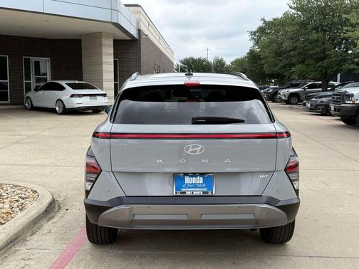 Cyber Gray Metallic 2024 Hyundai KONA Limited