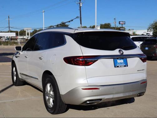 2019 Buick Enclave Essence
