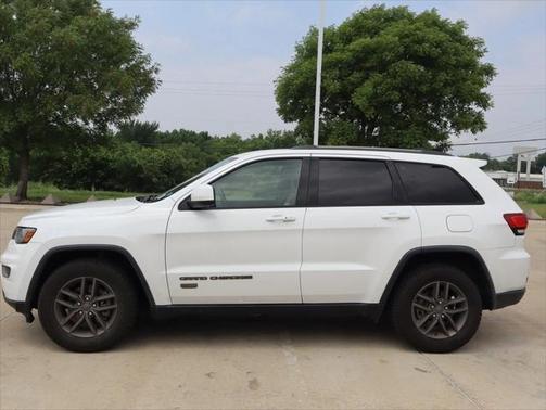 2016 Jeep Grand Cherokee 75th Anniversary