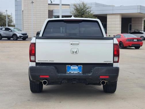 2022 Honda Ridgeline RTL-E