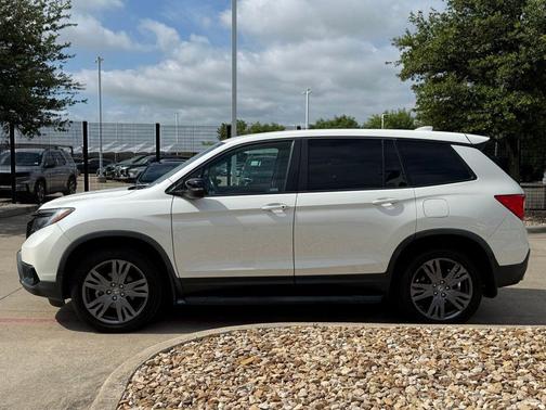 White Diamond Pearl 2019 Honda Passport EX-L