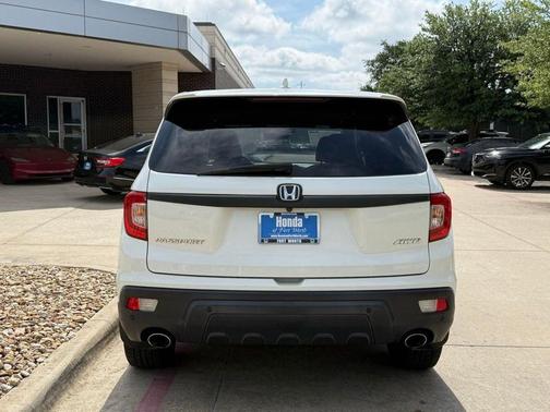 White Diamond Pearl 2019 Honda Passport EX-L