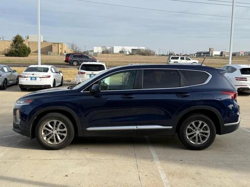 2019 Hyundai SANTA FE SE 2.4