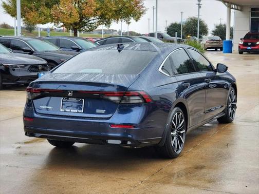 2025 Honda Accord Hybrid Touring
