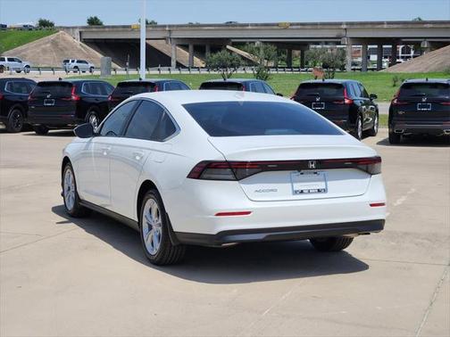 2025 Honda Accord LX 1.5T