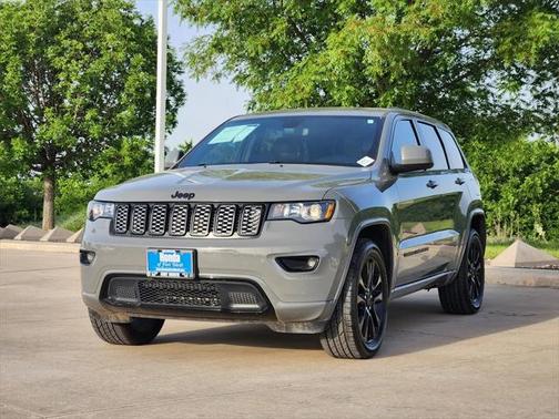 2020 Jeep Grand Cherokee Altitude