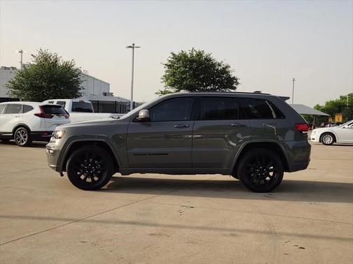 2020 Jeep Grand Cherokee Altitude