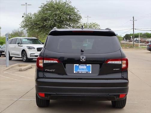 2022 Honda Pilot 2WD Sport