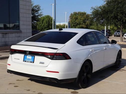 2024 Honda Accord Hybrid Base