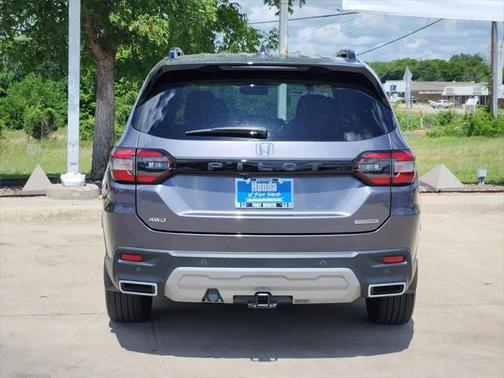 2024 Honda Pilot Touring 8-Passenger