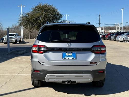 2025 Honda Pilot TrailSport