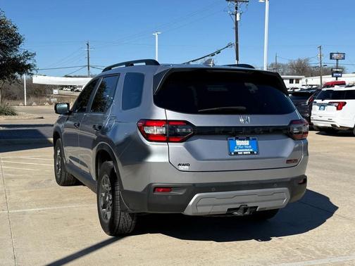 2025 Honda Pilot TrailSport