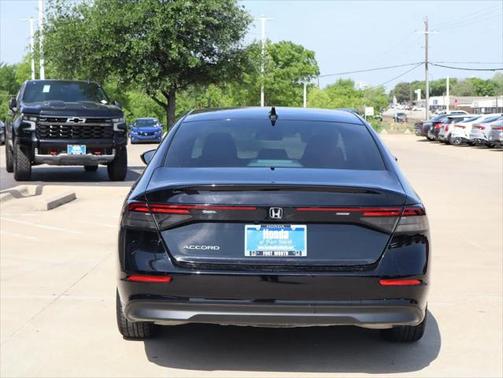 2023 Honda Accord LX 1.5T