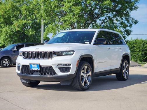 Bright White 2023 Jeep Grand Cherokee Limited