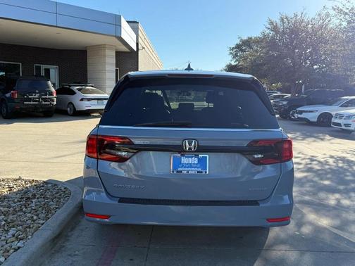 2024 Honda Odyssey Sport