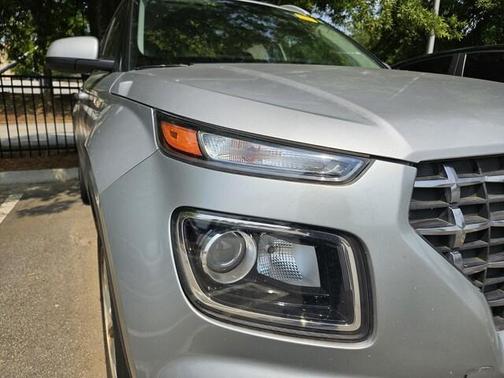 2020 Hyundai VENUE SEL