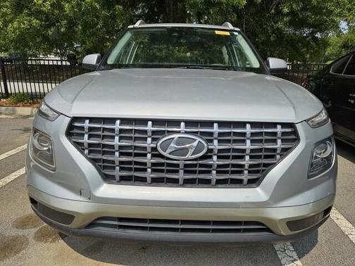 2020 Hyundai VENUE SEL