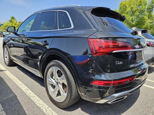 2022 Audi Q5 45 S line quattro Premium