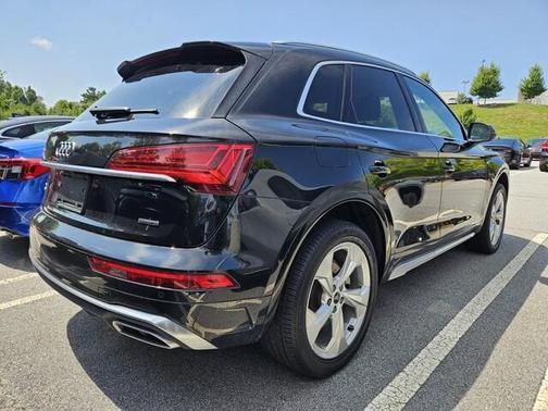 2022 Audi Q5 45 S line quattro Premium